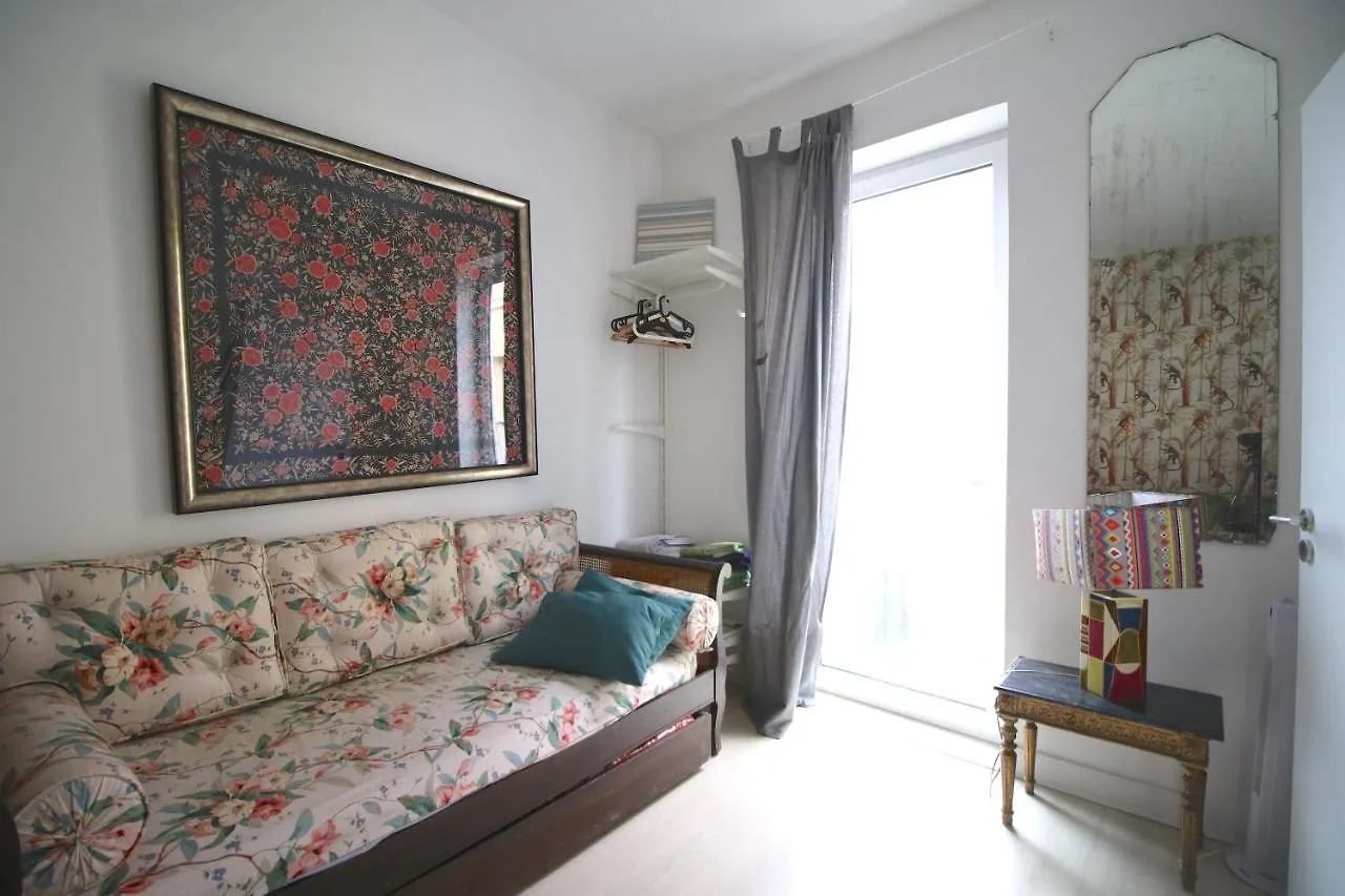 Feeling Lisbon Discoveries Apartment Portugal